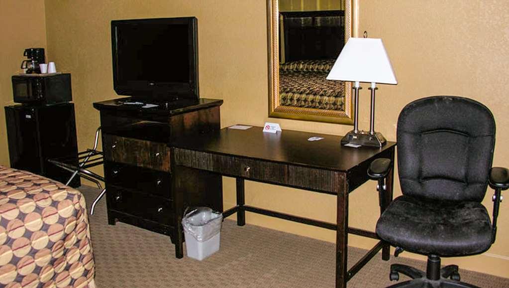 Fortune Inn & Suites Newport Rum bild